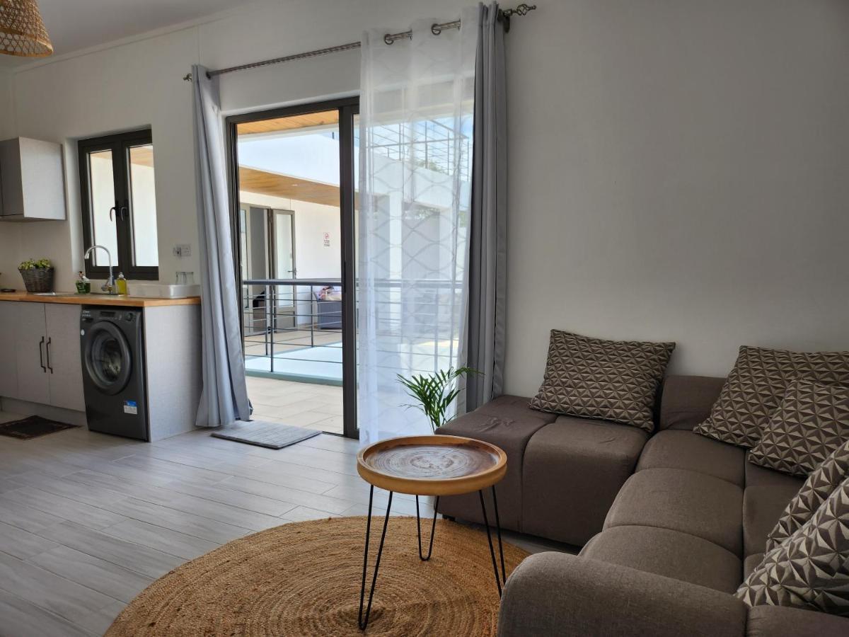 Appart T2 Piscine Et Fitness Grand Baie Exteriör bild